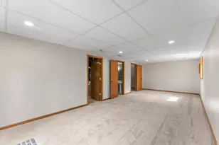 4942 W 143rd St, Savage, MN 55378 - Photo 21