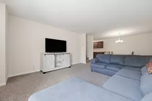 305 Chatum Ln, Jordan, MN 55352 - Photo 5