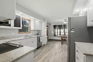 711 N 7th St, Brainerd, MN 56401 - Photo 9