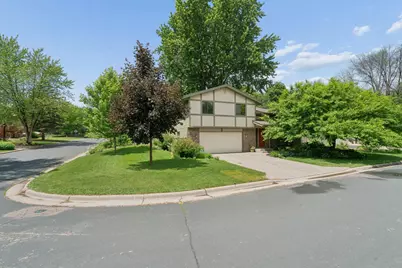 503 Laredo Lane, Chanhassen, MN 55317 - Photo 1