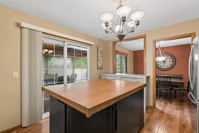 503 Laredo Lane, Chanhassen, MN 55317 - Photo 15