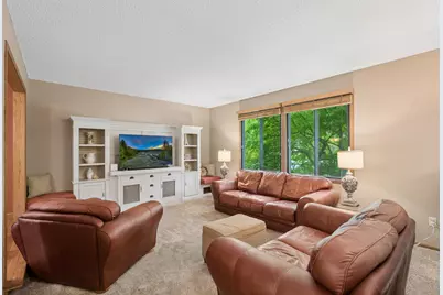503 Laredo Lane, Chanhassen, MN 55317 - Photo 5