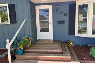 706 Roosevelt St, River Falls, WI 54022 - Photo 3