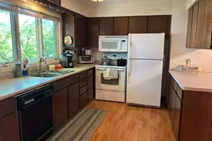 706 Roosevelt St, River Falls, WI 54022 - Photo 5