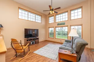 2395 Alysheba Ct, Shakopee, MN 55379 - Photo 5