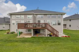 2395 Alysheba Ct, Shakopee, MN 55379 - Photo 31