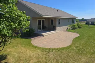 698 Westland Ln, New London, MN 56273 - Photo 11