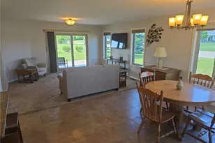 698 Westland Ln, New London, MN 56273 - Photo 5