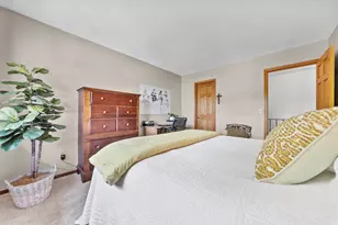 13417 Zenith Ln, Eden Prairie, MN 55346 - Photo 29