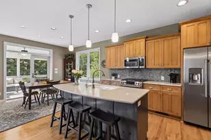 10565 Water Lily Ln, Woodbury, MN 55129 - Photo 3