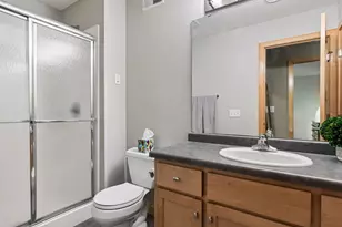 10565 Water Lily Ln, Woodbury, MN 55129 - Photo 59