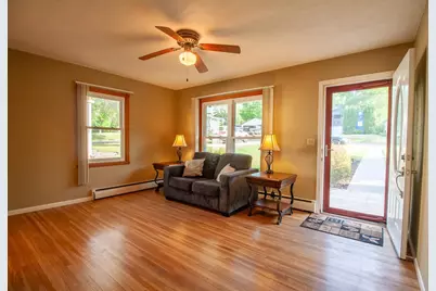 912 E Highland Avenue, Fergus Falls, MN 56537 - Photo 25