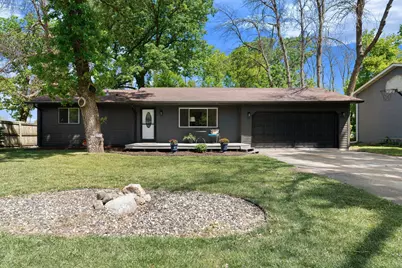 508 24th Street NE, Owatonna, MN 55060 - Photo 1