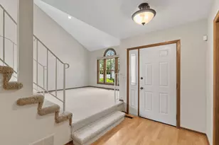 11105 Sumter Ave S, Bloomington, MN 55438 - Photo 3