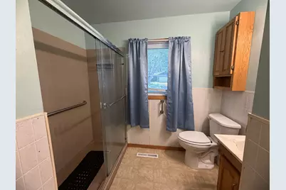 891 Winnie Avenue, Windom, MN 56101 - Photo 7