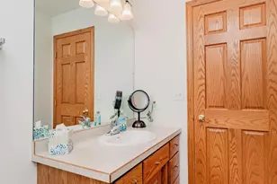 3220 40th Ave S, Fargo, ND 58104 - Photo 35