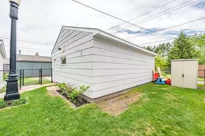 3219 4th Avenue W, Hibbing, MN 55746 - Photo 47