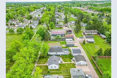 3219 4th Avenue W, Hibbing, MN 55746 - Photo 57