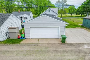 3219 4th Ave W, Hibbing, MN 55746 - Photo 53