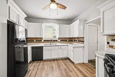 3643 Fremont Avenue N, Minneapolis, MN 55412 - Photo 13