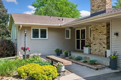 10011 Abbott Avenue S, Bloomington, MN 55431 - Photo 3