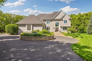 23 Scotch Pine Cir, North Oaks, MN 55127 - Photo 1