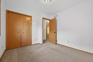 30396 Fox Run Rd, Stacy, MN 55079 - Photo 19