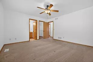 30396 Fox Run Rd, Stacy, MN 55079 - Photo 15