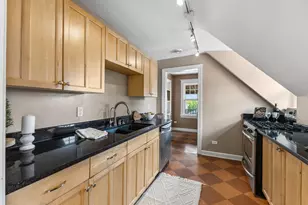 2421 Girard Ave S, Minneapolis, MN 55405 - Photo 5