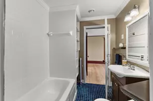 2421 Girard Ave S, Minneapolis, MN 55405 - Photo 21