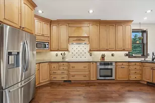 10057 Raleigh Ct, Woodbury, MN 55129 - Photo 7
