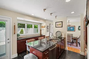 921 Dartmouth Ave SE, Minneapolis, MN 55414 - Photo 9