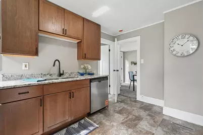 3325 Upton Avenue N, Minneapolis, MN 55412 - Photo 9