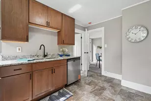 3325 Upton Ave N, Minneapolis, MN 55412 - Photo 9