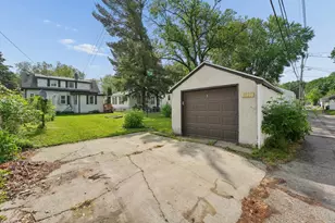 3325 Upton Ave N, Minneapolis, MN 55412 - Photo 3