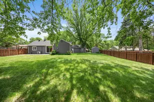 107 Hallam Ave S, Mahtomedi, MN 55115 - Photo 49