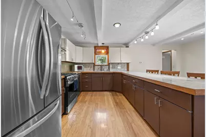 107 Hallam Avenue S, Mahtomedi, MN 55115 - Photo 15
