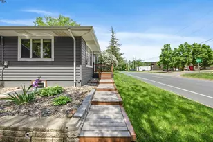 107 Hallam Ave S, Mahtomedi, MN 55115 - Photo 3