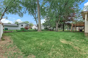7738 Emerson Ave N, Brooklyn Park, MN 55444 - Photo 31