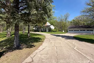 814 11th Ave SE, Roseau, MN 56751 - Photo 3