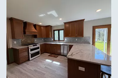 814 11th Avenue SE, Roseau, MN 56751 - Photo 7