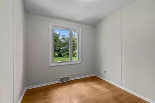 11041 Washburn Ave S, Bloomington, MN 55431 - Photo 19