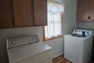 203 Thomas Ave, Worthington, MN 56187 - Photo 9