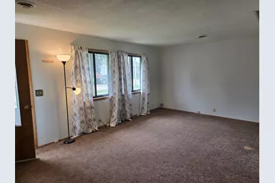 203 Thomas Avenue, Worthington, MN 56187 - Photo 5