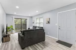 2304 Sheridan Ave N, Minneapolis, MN 55411 - Photo 5