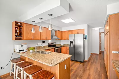 6263 Sequoia Circle, Eden Prairie, MN 55346 - Photo 5