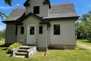 350 3rd Ave, Roosevelt, MN 56673 - Photo 1