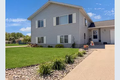 501 Darlene Drive, Marshall, MN 56258 - Photo 3