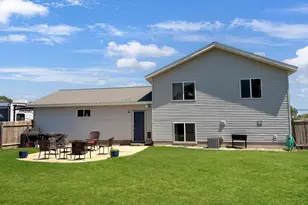 501 Darlene Dr, Marshall, MN 56258 - Photo 5