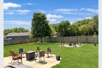 501 Darlene Drive, Marshall, MN 56258 - Photo 9